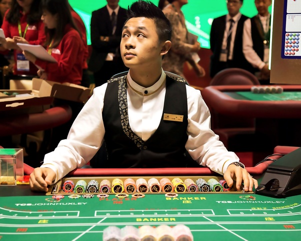 How Much To Tip Blackjack Dealer