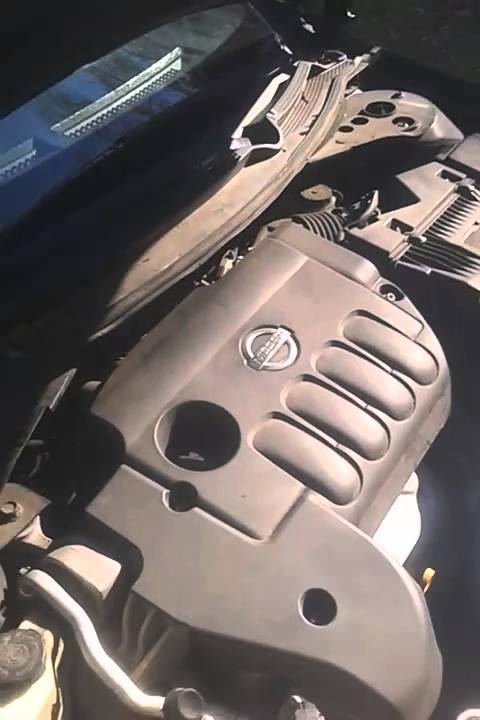 How to add refrigerant to your system on a Nissan Altima - YouTube - How To Put Freon In Nissan Altima