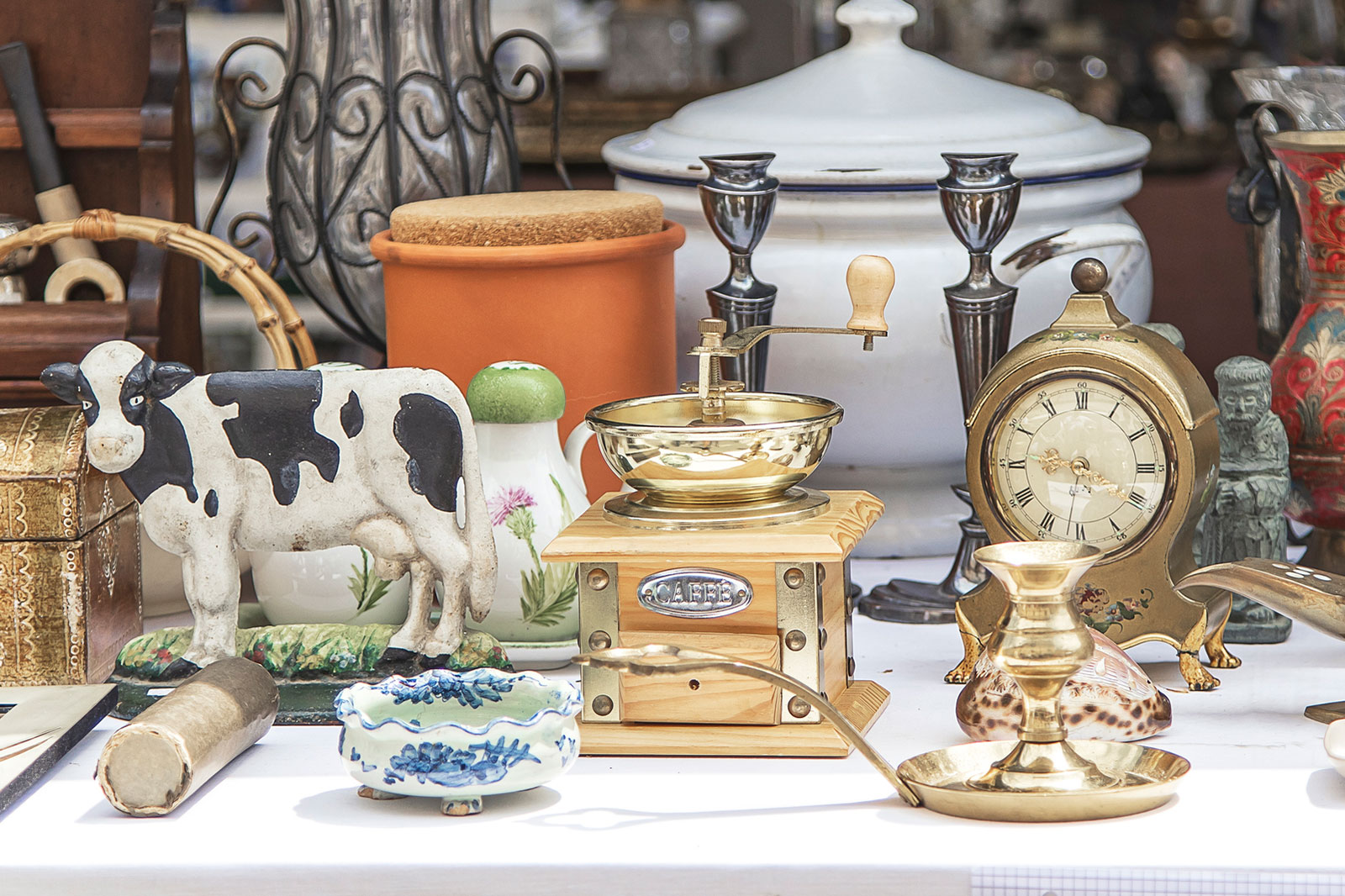 How to Value and Sell Your Antique or Vintage Collectibles – Luxury Stnd - Antiques Roadshow Every Story Tells A Treasure Promo