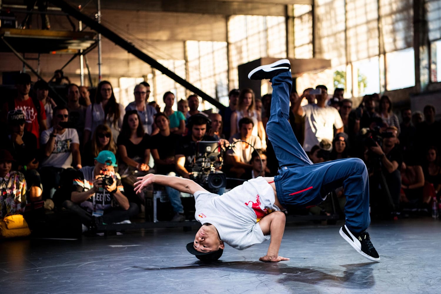 Is it Breaking or Breakdance? Dance terms explained - Does Breaking A Lease Affect Your Credit Score