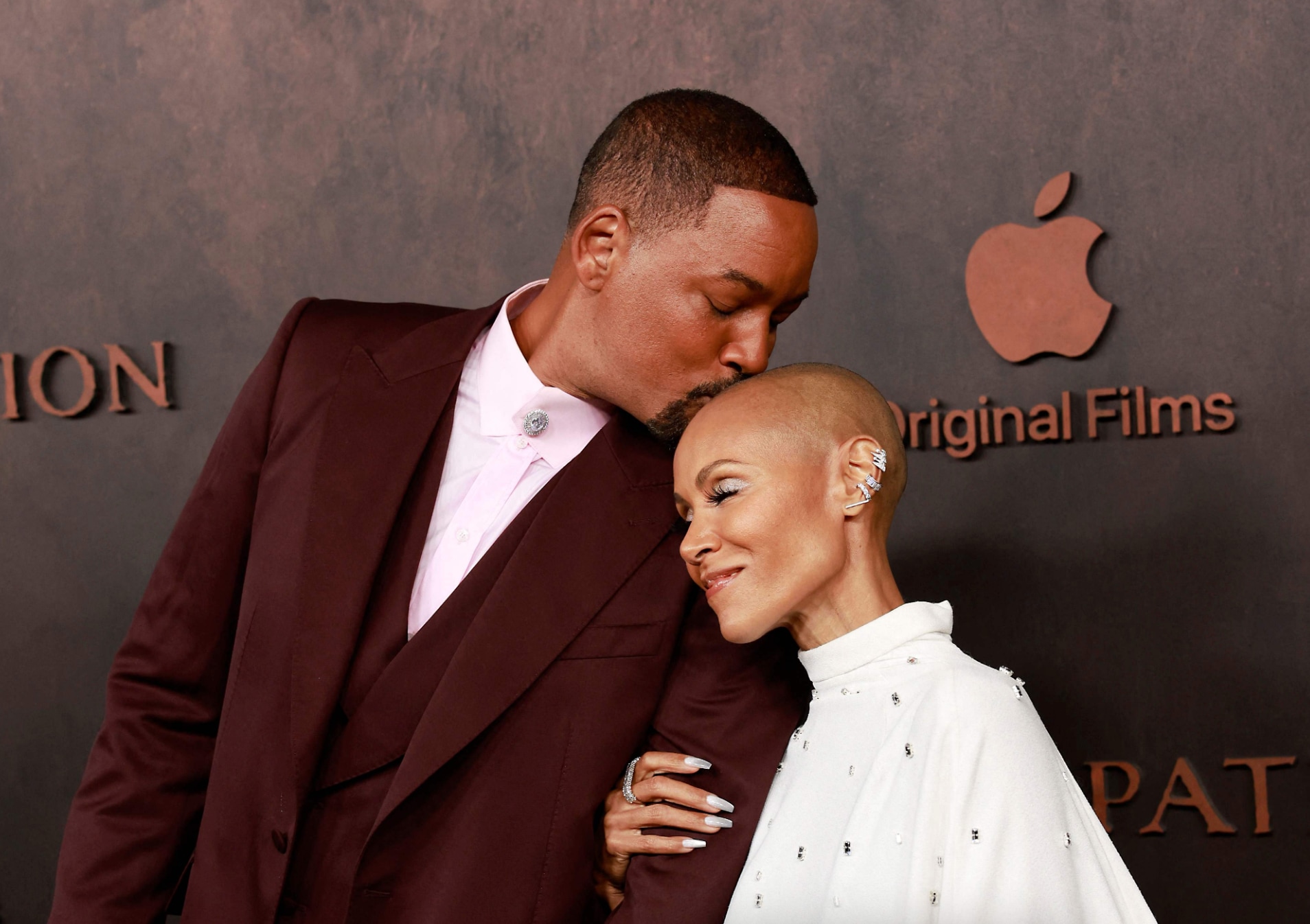 Jaden Smith And Will Smith Kiss - Smith Grove Buc Ee's Opening Date