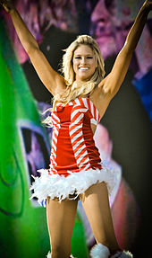 Kelly Kelly - Wikipedia, la enciclopedia libre - Kelly Blue Book For Lawn Mowers