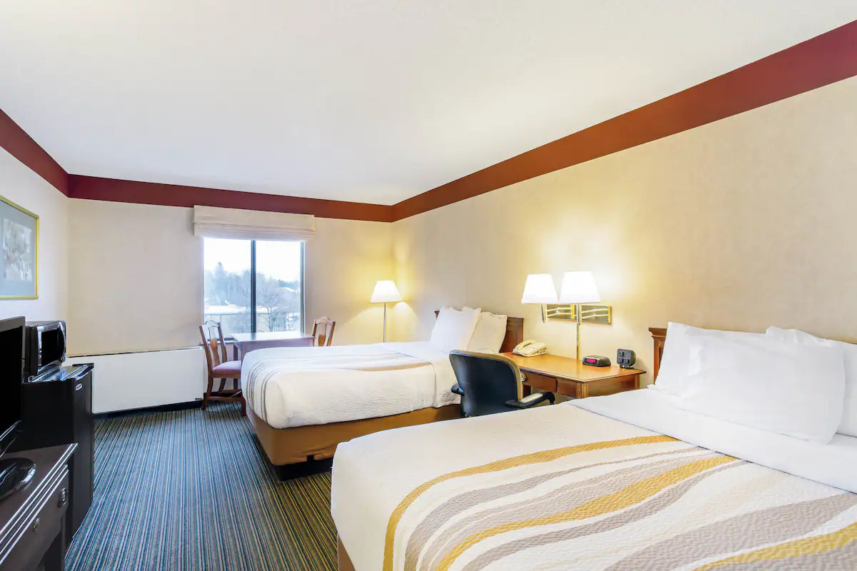 La Quinta Inn & Suites South Burlington, South Burlington, VT Jobs - La Quinta Inn & Suites By Wyndham Burlington
