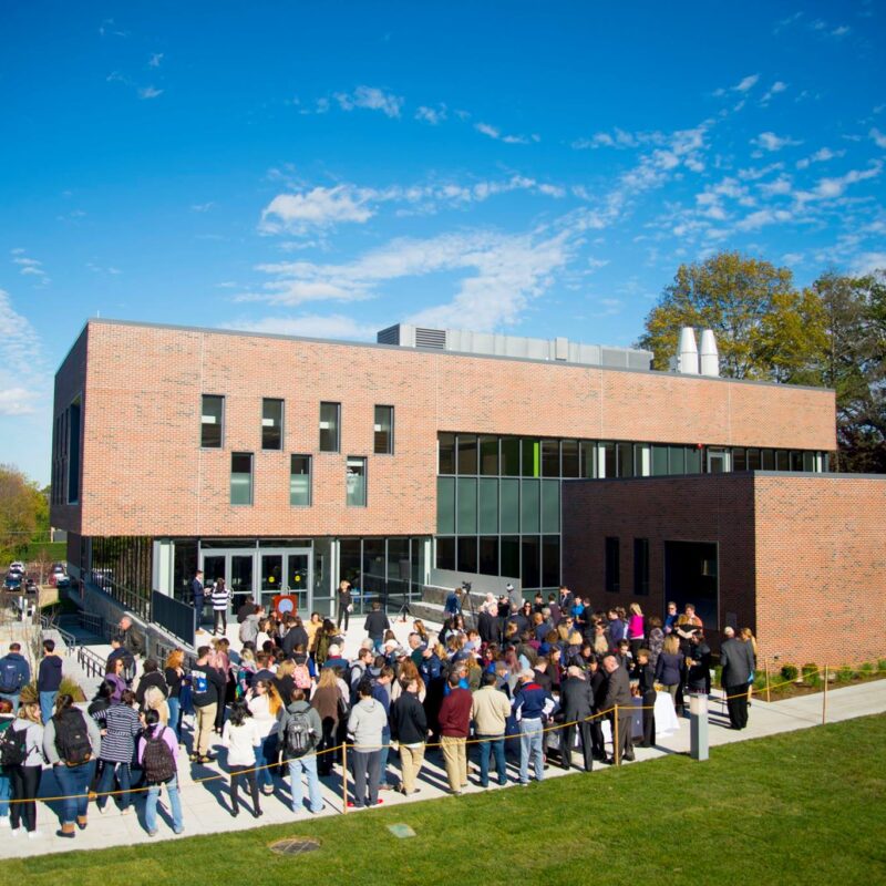 Lasell University Science And Technology Center