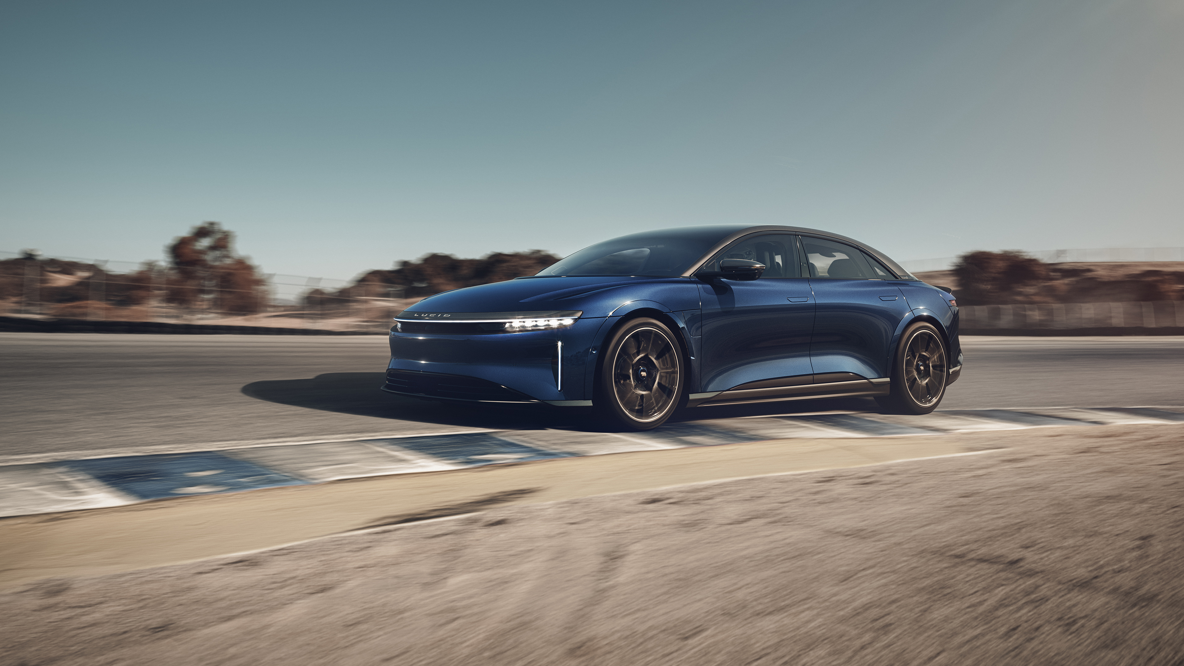Lucid Air Sapphire 2023 4K 2 Wallpaper - HD Car Wallpapers #22448 - Lucid Is Ramping Up Deliveries Of Its All-electric Gravity Suv