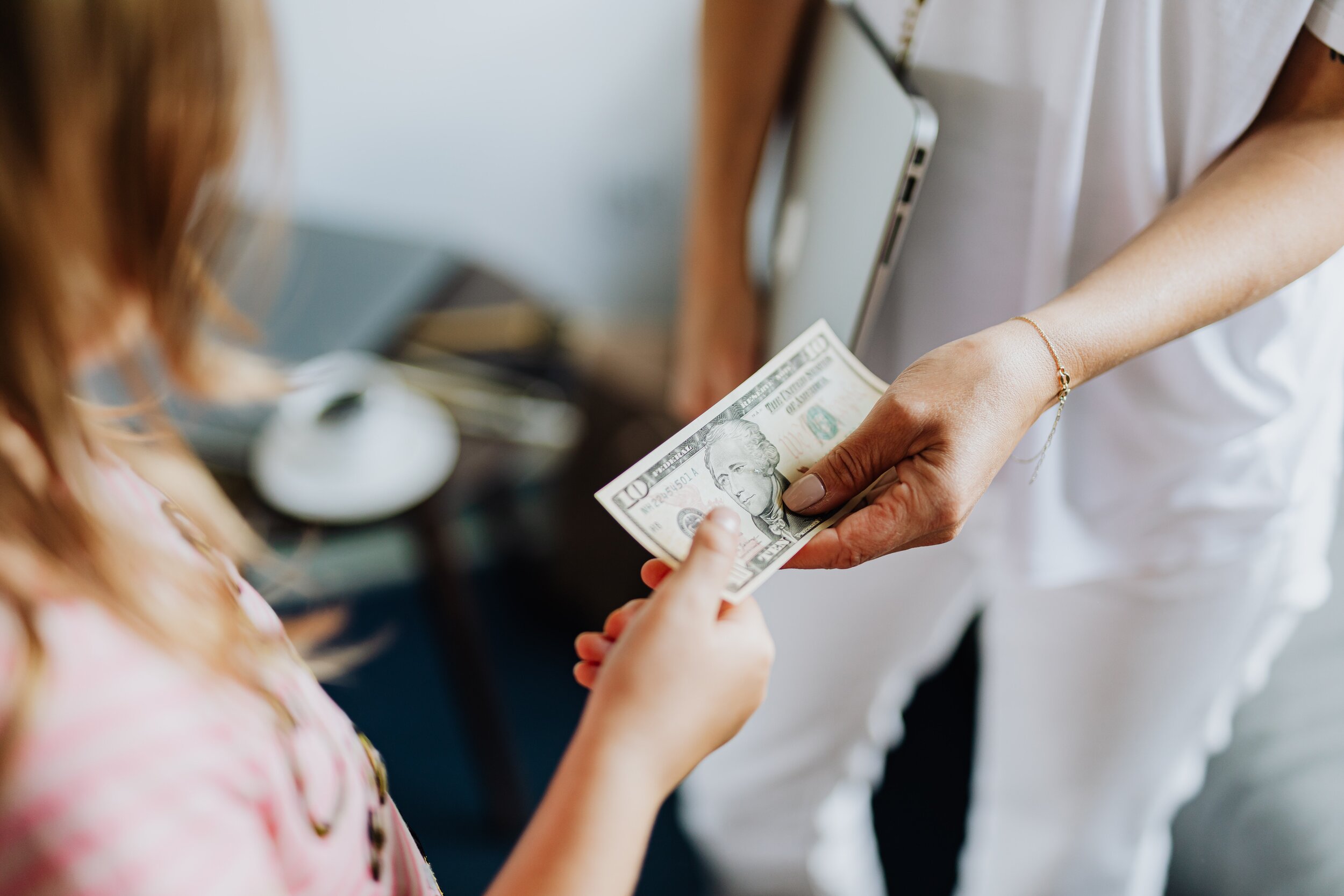 Make It Easy to Pay You — Masterpiece Bookkeeping - How To Pay Quickbooks Invoice As A Customer