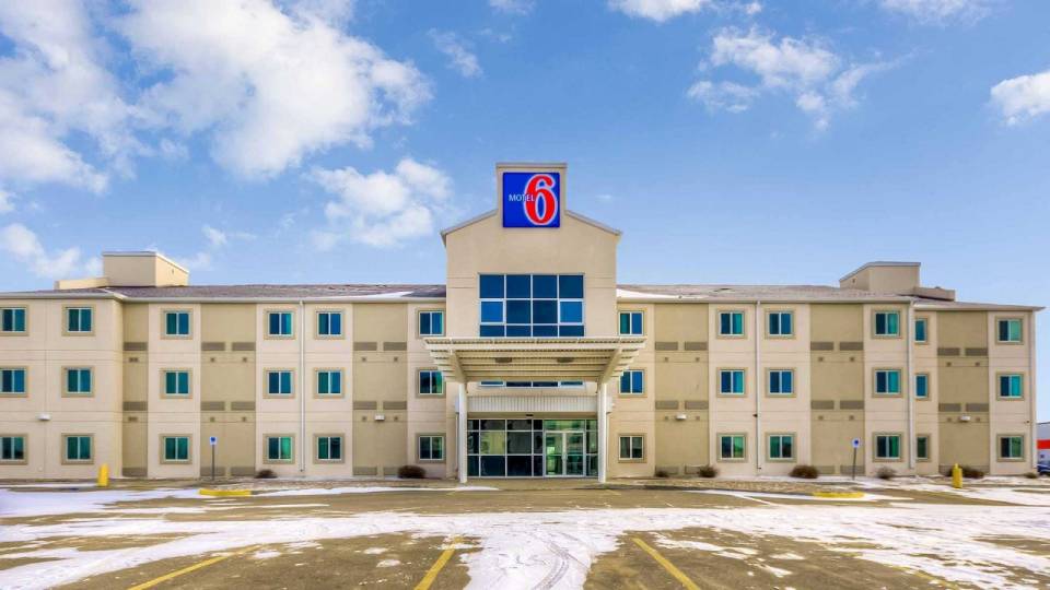 Motel 6 - Explore Southeast Saskatchewan - Motel 6 Sault Ste Marie Ontario