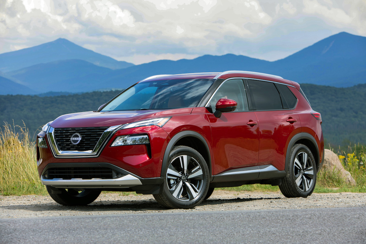 Nissan Rogue Vs Ford Edge Size