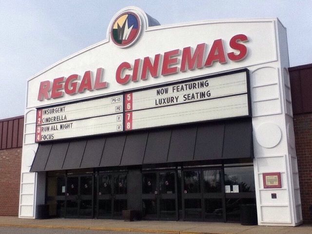 Regal Hooksett 8 in Hooksett, NH - Cinema Treasures - Cinemagic Movie Theater Hooksett New Hampshire