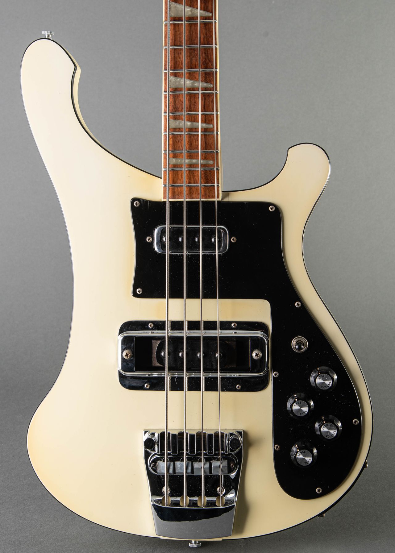 Rickenbacker 4001 - 4001 Smiths Grove-scottsville Road Smiths Grove Ky