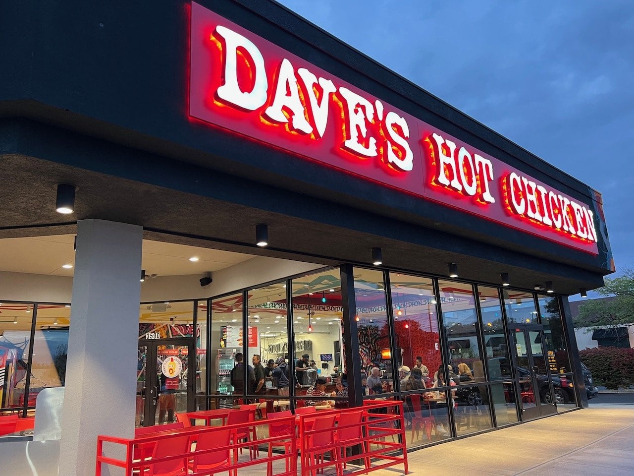 Does Daves Hot Chicken Have Ranch