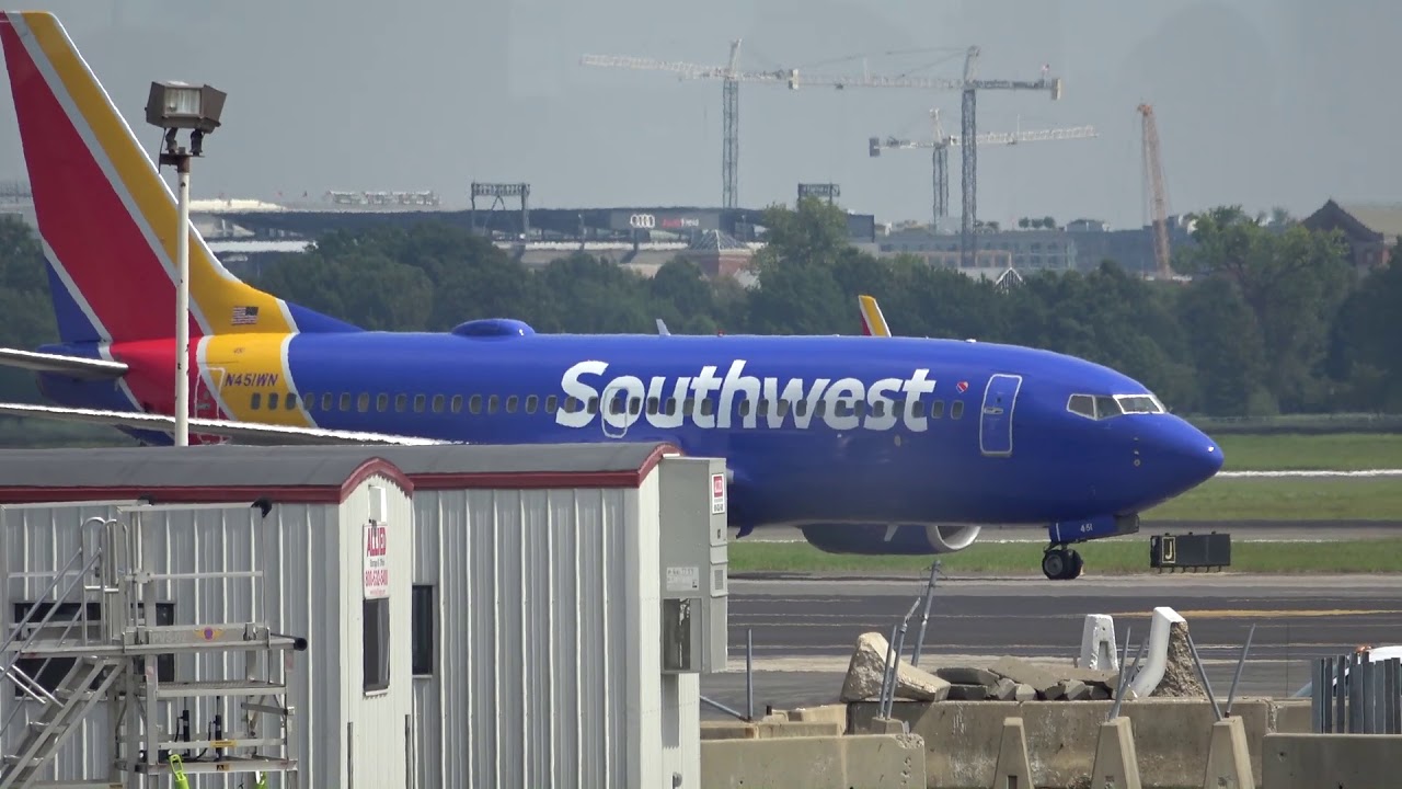 South Western Airlines Washington DC Flight from DCA to MSY - YouTube - Mwsa Airlines To United Aitline Direct Entry Captain