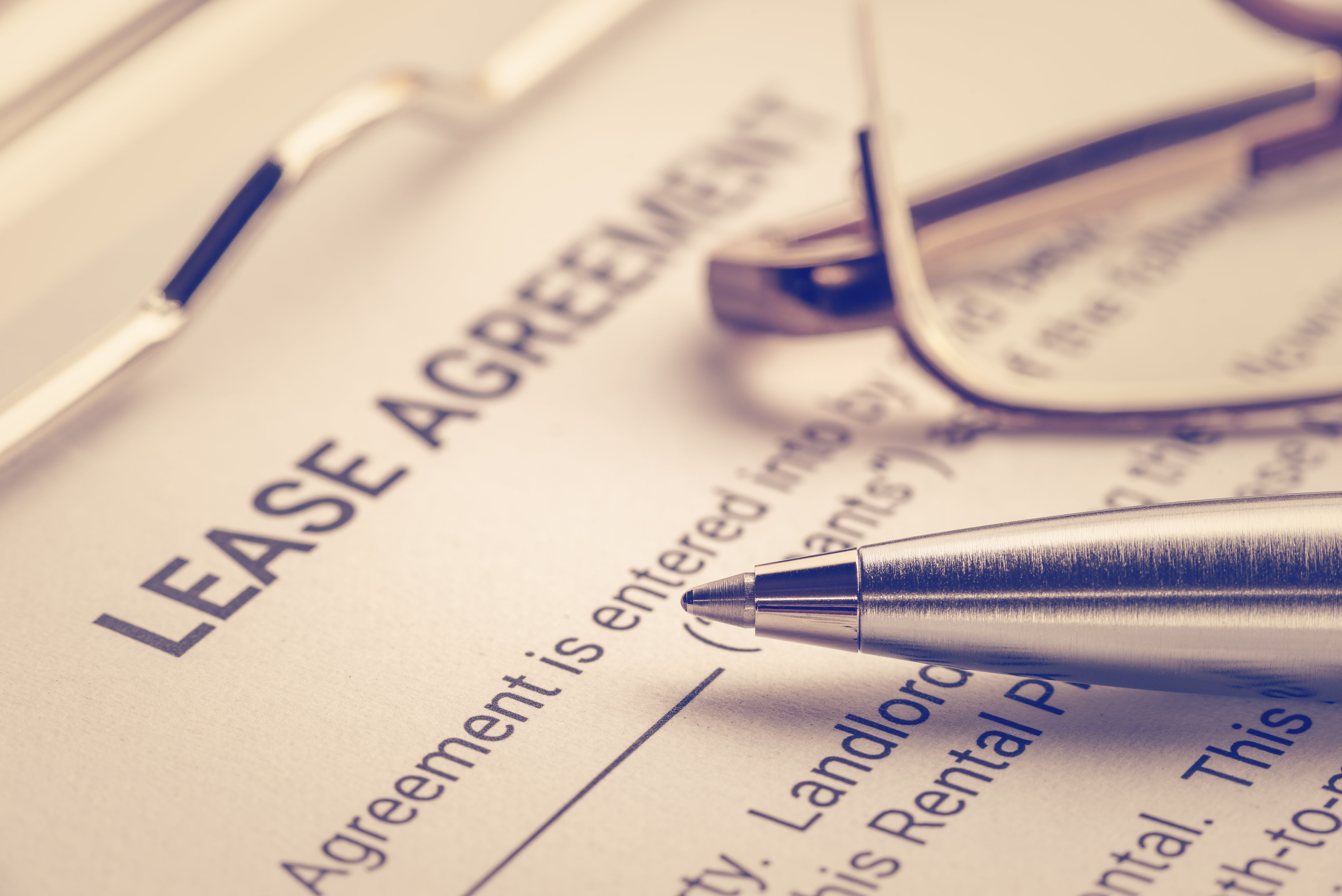 The 7 Types of Commercial Leases Explained - Leases Of Former Big Lots Stores Are Being Sold.