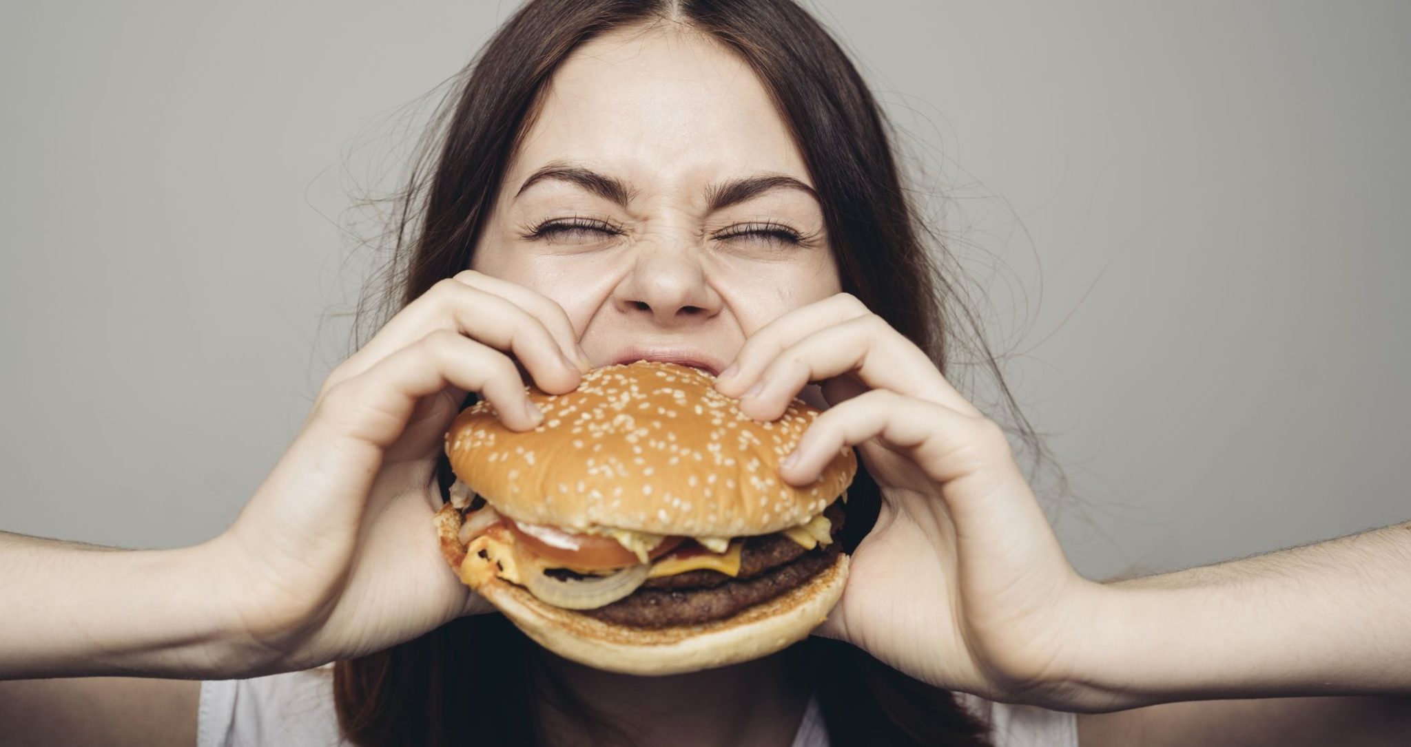 THE IMPORTANCE OF CHEWING – Saffron4health - Chewing Gum And Drinking Water Make You Lose Weight