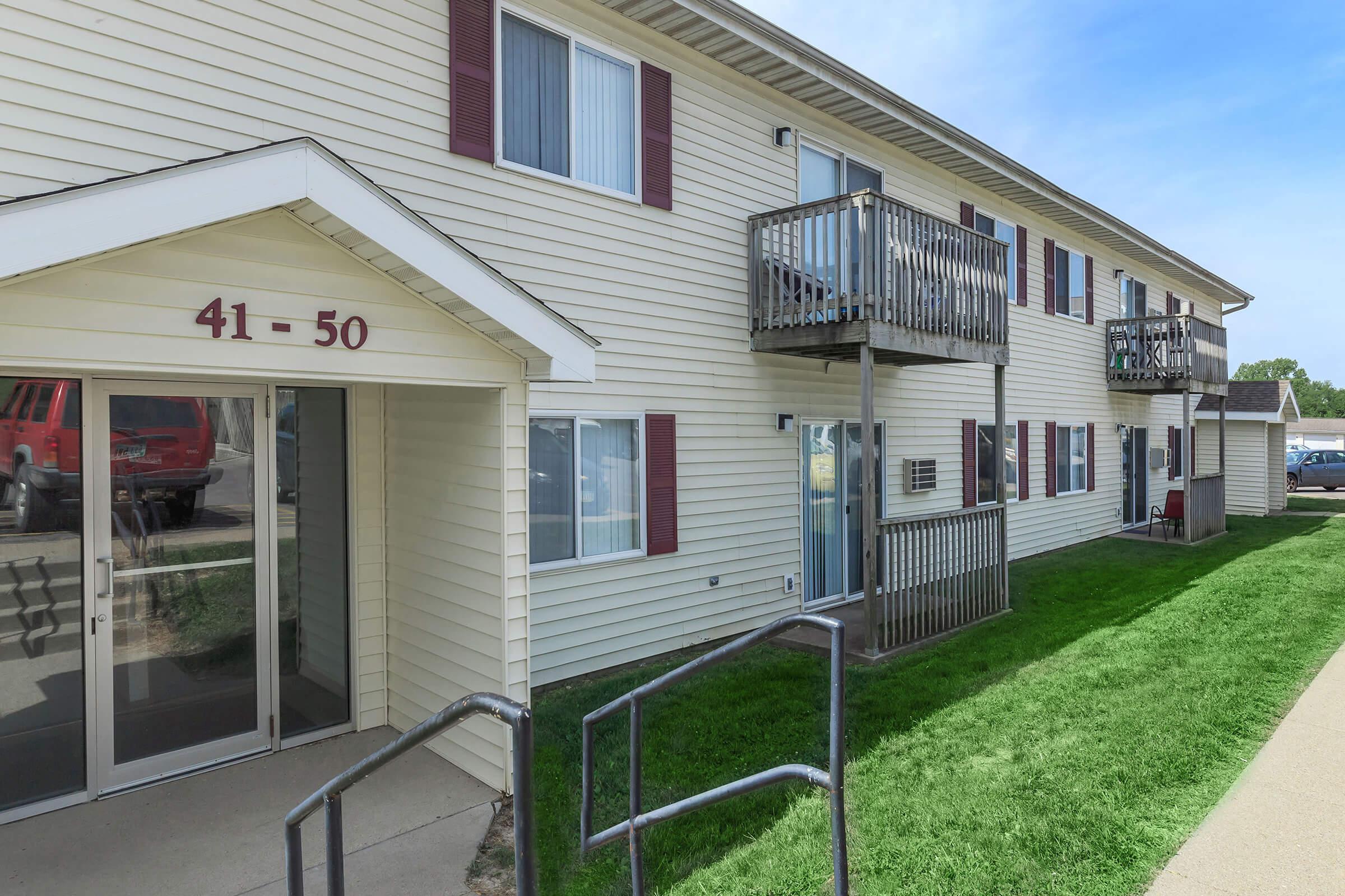 The Landings Apartments - Photo Gallery - Central Landings At Town Center Apartments