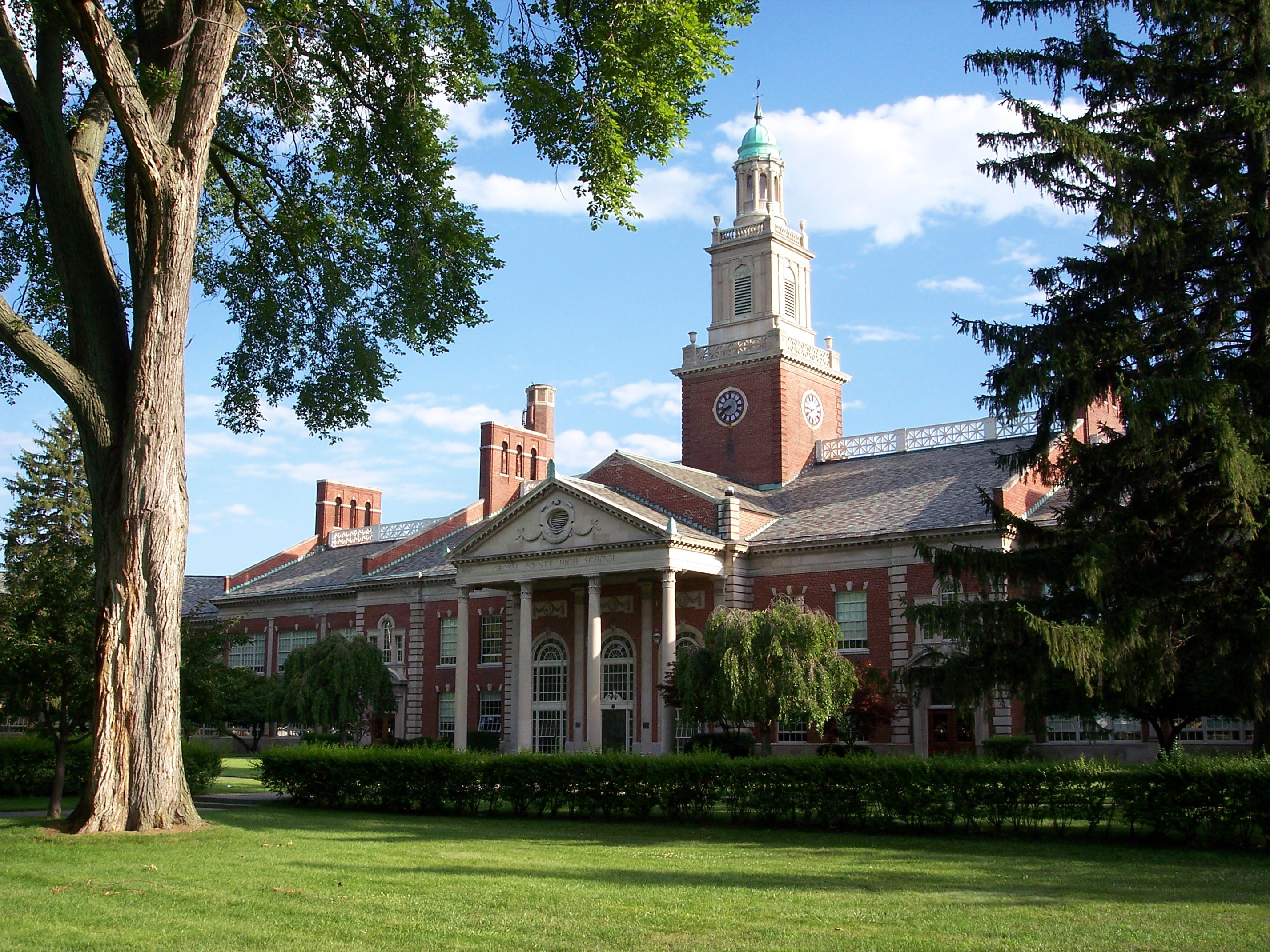 The Most Beautiful Public High School in Every State in America Photos - Schools First Credit Union Savings Account