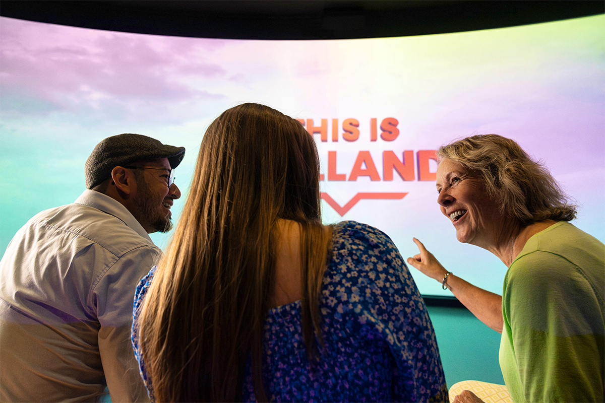 THIS IS HOLLAND + Rondvaart Amsterdam | Actieprijs € 34,50 (-22% - This Video May Be Inappropriate For Some Users