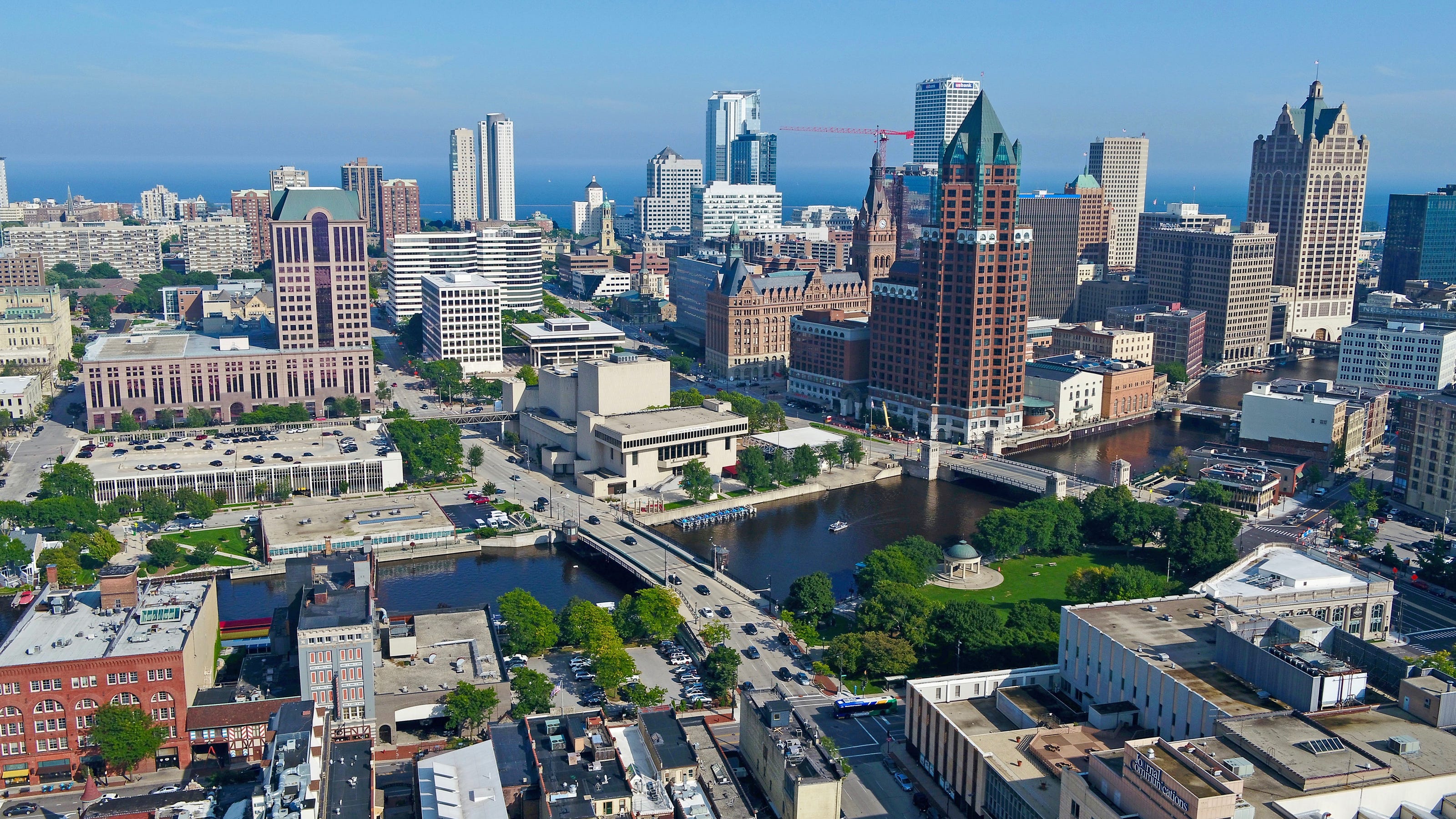 Thrillist includes Milwaukee on its list of 20 places to visit in 2020 - Milwaukee Federal Building & U.s. Courthouse