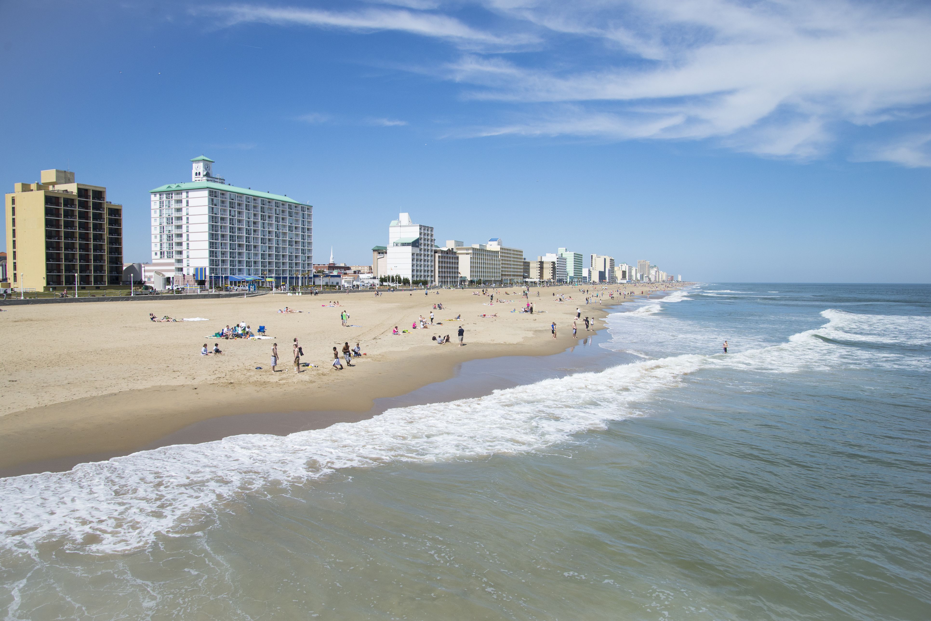 What to See and Do at Virginia Beach: A Vacation Guide - Virginia Beach Town Center Retail Tenants