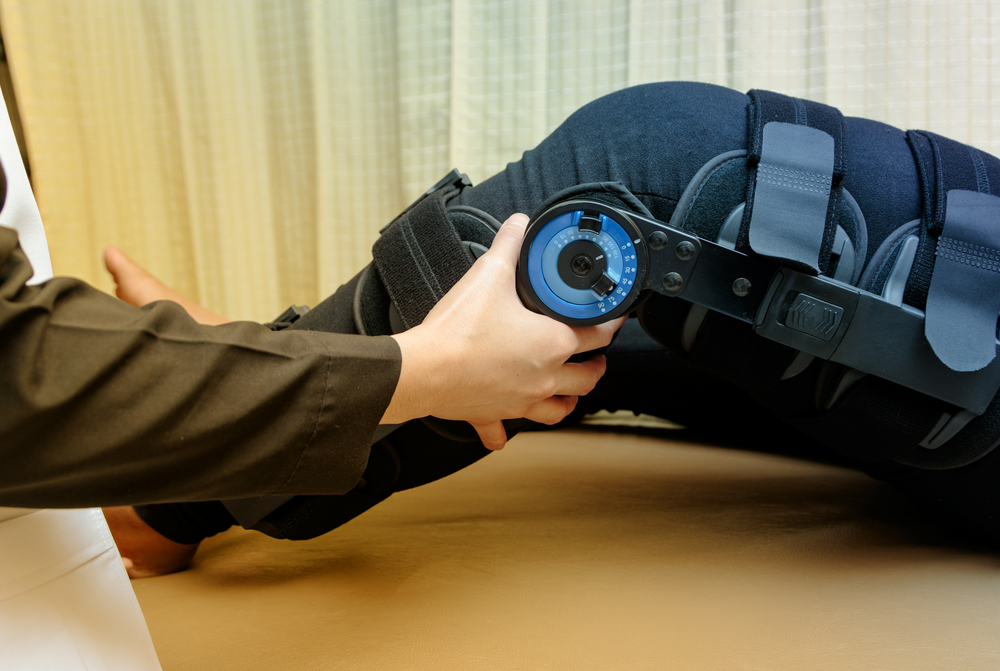 When Can I Sleep Without Brace After Acl Surgery