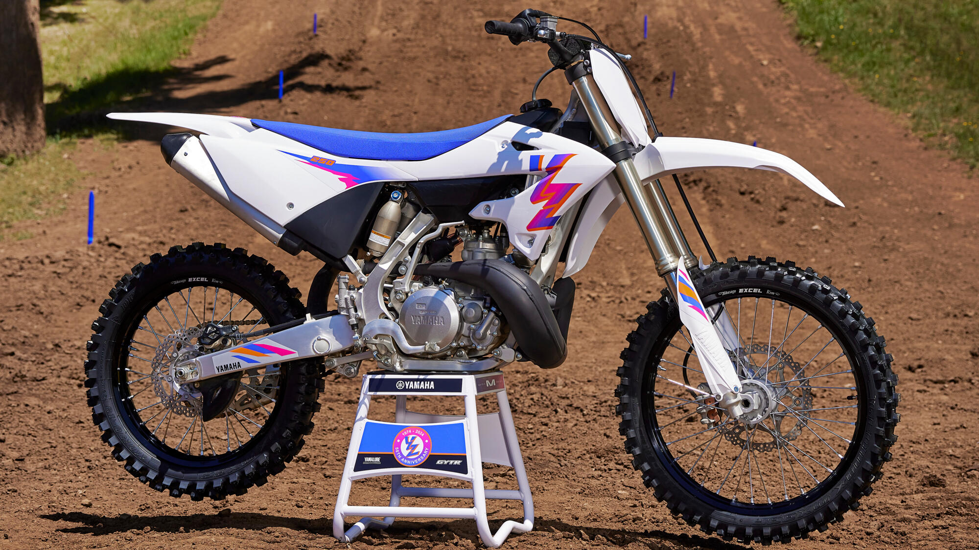 Yamaha YZ250 50th Anniversary Edition - Features and Technical - 250 Dollar Loan No Credit Check
